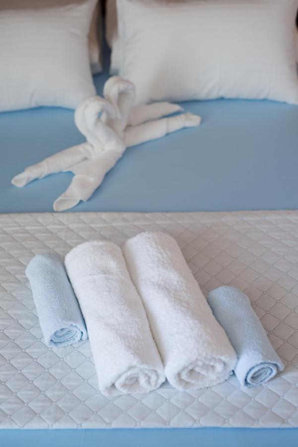 Guesthouse Sanela ポメナ エクステリア 写真