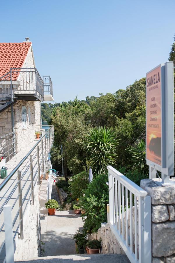 Guesthouse Sanela ポメナ エクステリア 写真